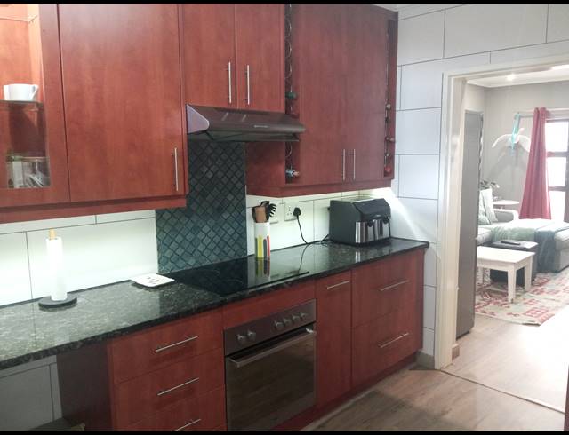 1 BEDROOM FLAT TO LET IN NOORDHEUWEL